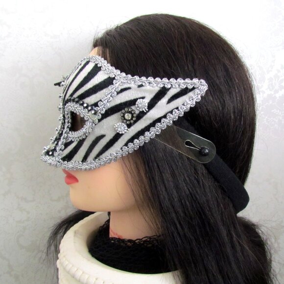 HALLOWEEN MASK, VENETIAN CARNIVALE MASKED BALL, EMBELLISHED ZEBRA, MARDI GRAS - Picture 3 of 5